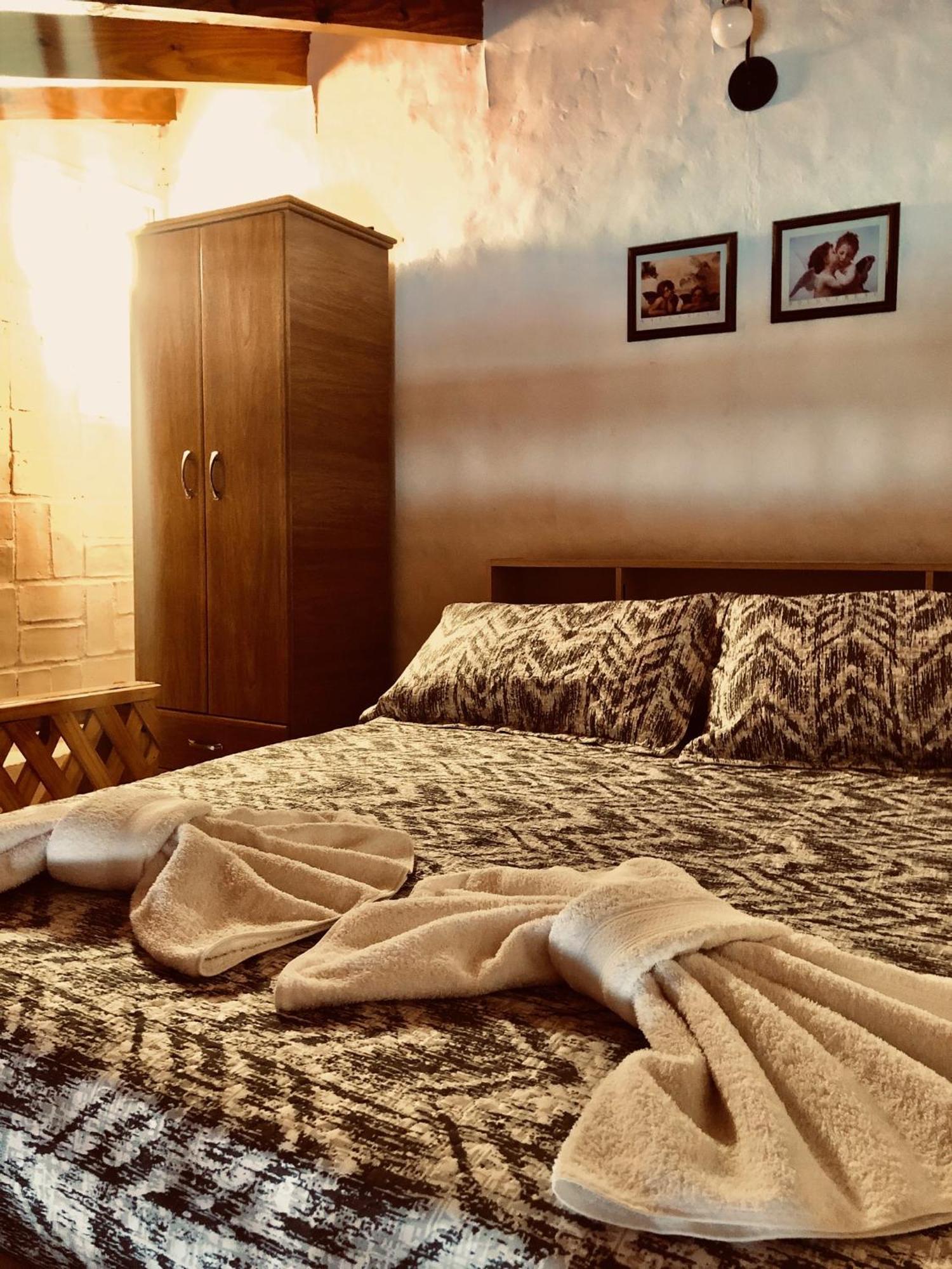 Hosteria Isabel Departamentos Y Habitaciones Con Bano Privado 拉斯格路塔斯 客房 照片